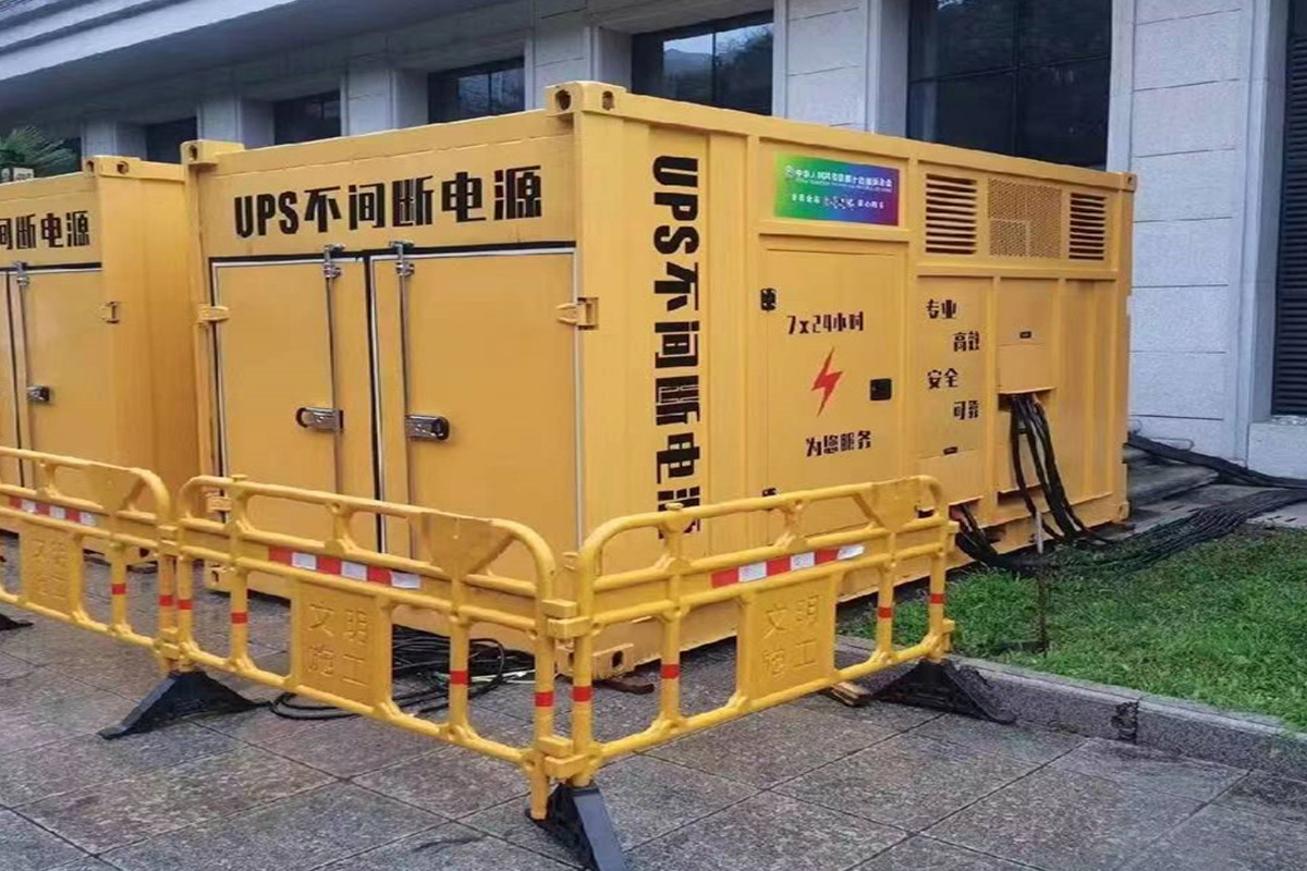 陈场镇发电机租赁施工现场